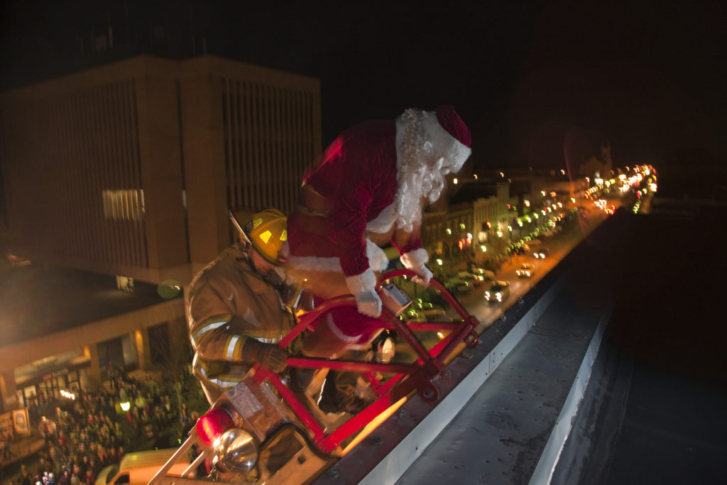 Weekend Guide Santa rescue, gingerbread houses, OldFashioned